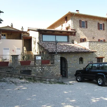 Gospodarstwo agroturystyczne Le Torracce Agriturismo Olistico Valfabbrica