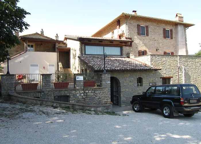 Vakantieboerderij Le Torracce Agriturismo Olistico Valfabbrica